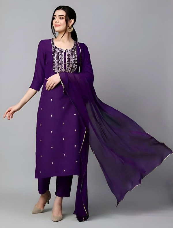 99 Fashion Bazaar Kurta Set with Embroidery with Dupatta in Solid Colors  - Lucky Point, L