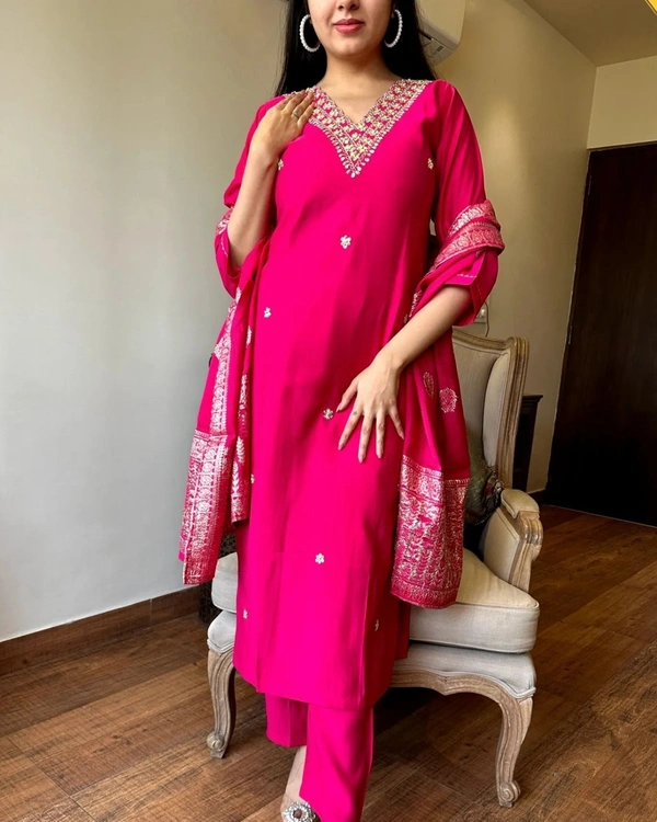 99 Fashion Bazaar Wedding Straight Kurti Set in Silk Chanderi Fabric with Jacquard Dupatta.  - Bright Red, S