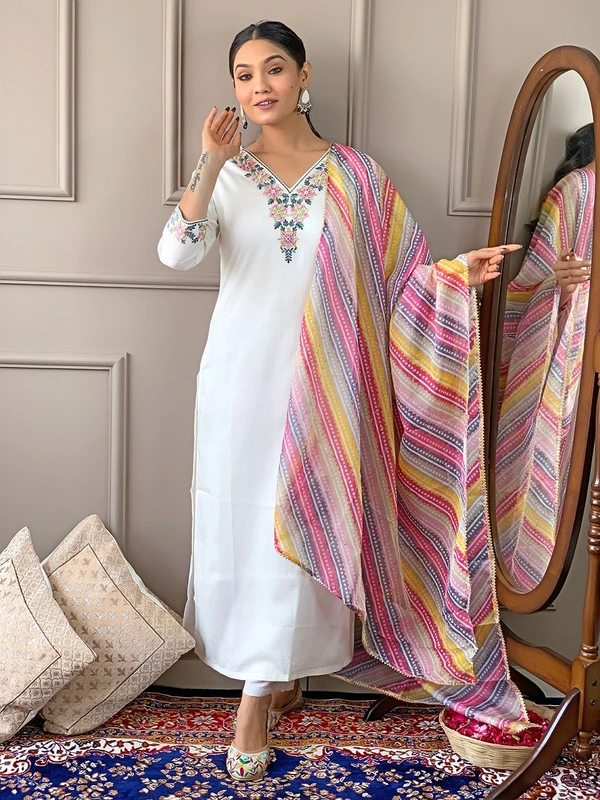 99 Fashion Bazaar Wedding Emboridery Kurti Set in Heavy Viscose Fabric with Printed Dupatta.  - White, L