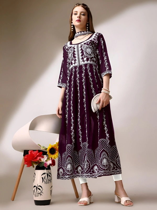 99 Fashion Bazaar Women's Chikankari Kurta with Dupatta Set - Mardi Gras, L