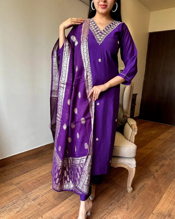 99 Fashion Bazaar Wedding Straight Kurti Set in Silk Chanderi Fabric with Jacquard Dupatta.  - Cherry Pie, M