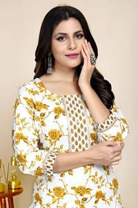 99 Fashion Bazaar Kurta Set in 100% Cotton Digital Printed Fabric  - Gamboge, M