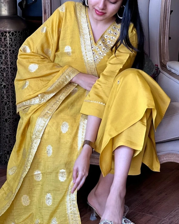 99 Fashion Bazaar Wedding Straight Kurti Set in Silk Chanderi Fabric with Jacquard Dupatta.  - Corn, XXL