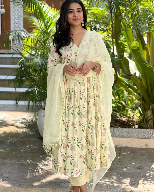99 Fashion Bazaar Flair Kurti With Bottom And Kotta Checks Dupatta - Olive Green, M