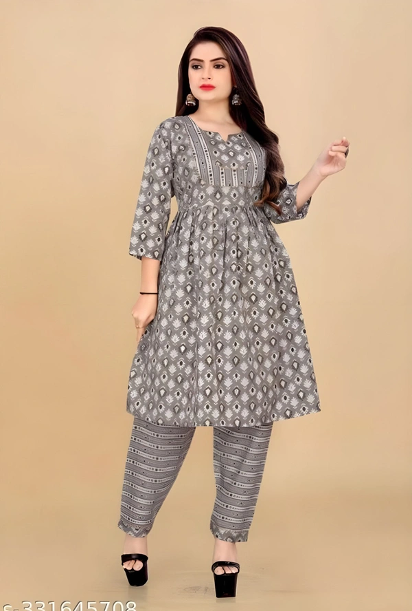 99 Fashion Bazaar Stright Kurti Set in Cotton Fabric  - Gray, XL