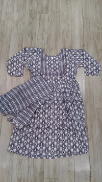 99 Fashion Bazaar Stright Kurti Set in Cotton Fabric  - Gray, XL