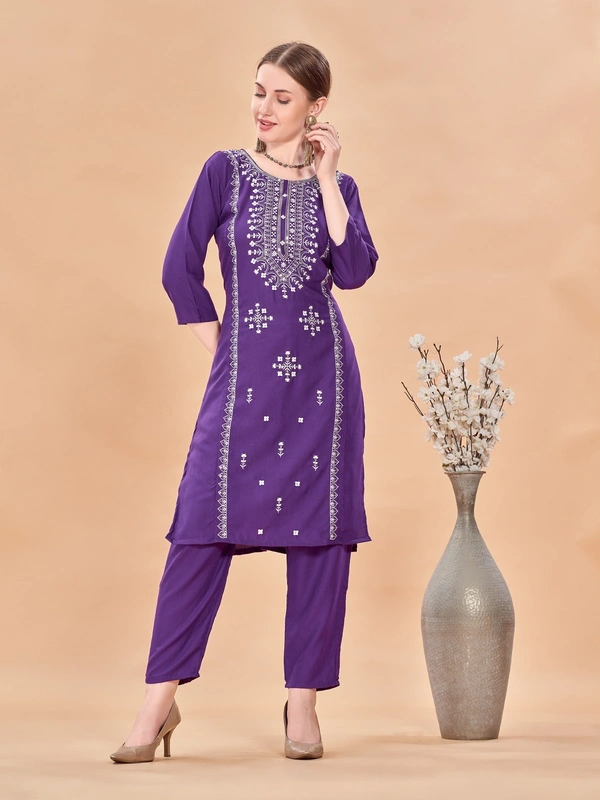 99 Fashion Bazaar  Kurti Set for Women's in Heavy Reyon Fabric - Cardinal Pink, L