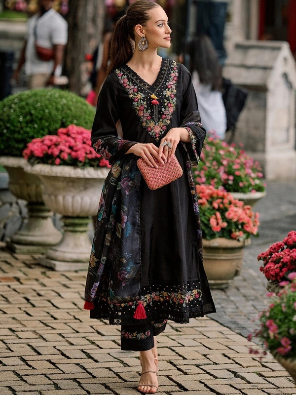 99 Fashion Bazaar Women's Heavy Emboridered A-Line Kurti Set in Chanderi Fabric with Dupatta.  - Black, XL