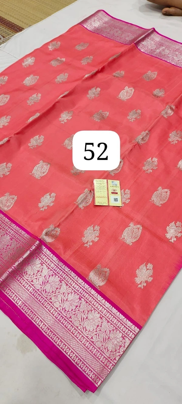 Venkatagiri Handlooms  52- Venkatagiri Handloom Small Border Pure Pattu Sarees - Free, 1 SAREE AVALIABLE