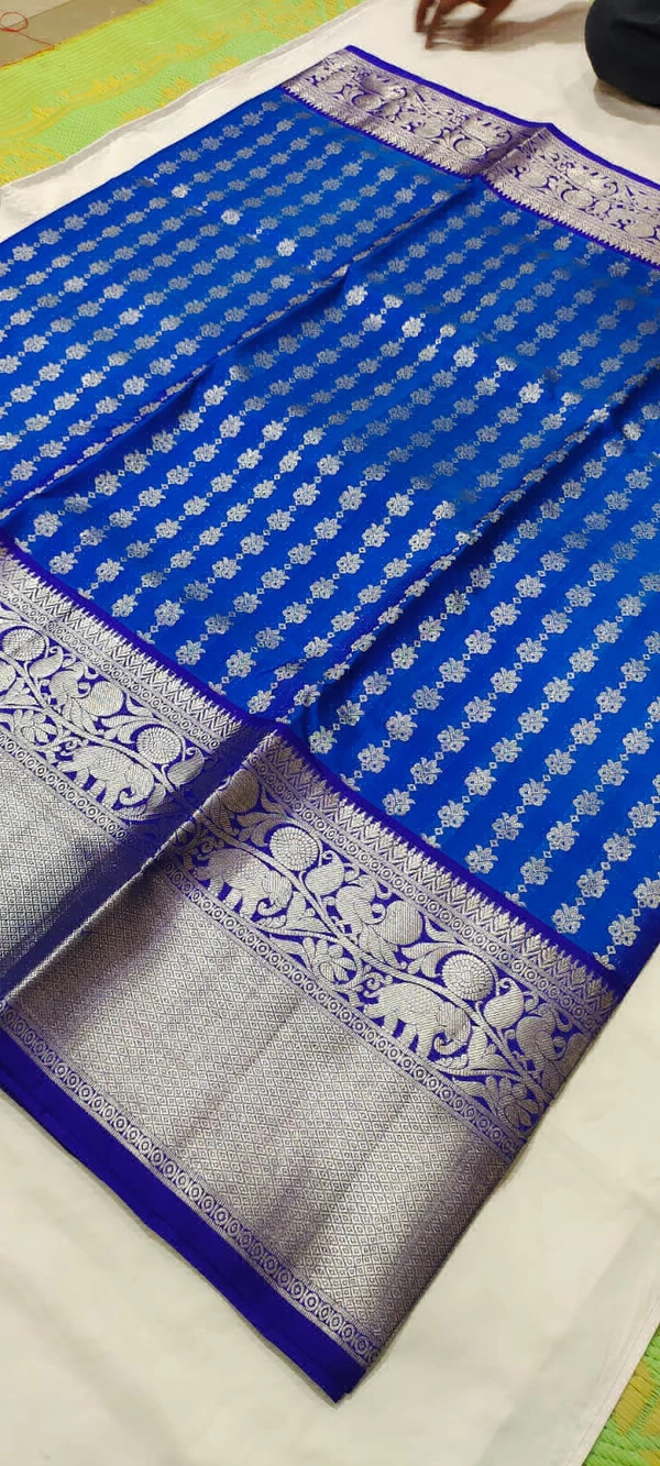 Venkatagiri Handlooms 004-Venkatagiri Handloom Pure Pattu Saree - Free, Electric Violet