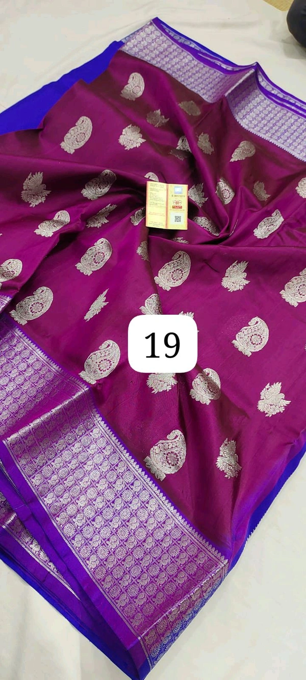 19 -  Venkatagiri Handloom Pure Small Border Pattu Saree