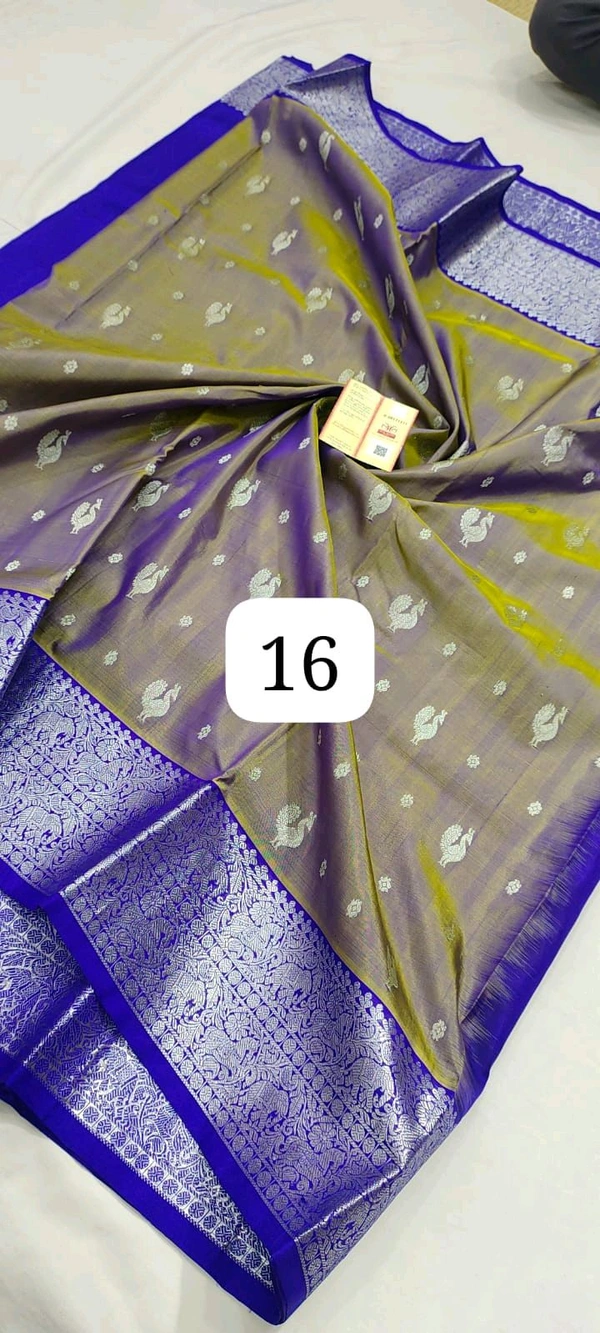 16 -  Venkatagiri Handloom Pure Small Border Pattu Saree