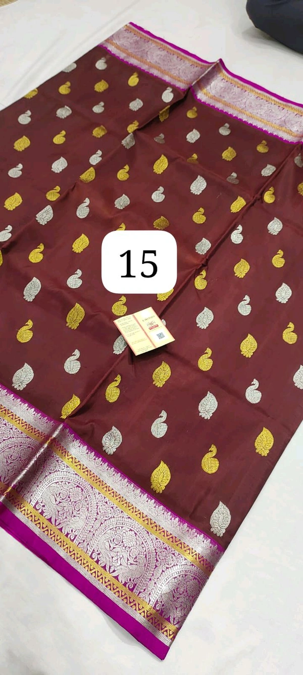 15 -  Venkatagiri Handloom Pure Small Border Pattu Saree