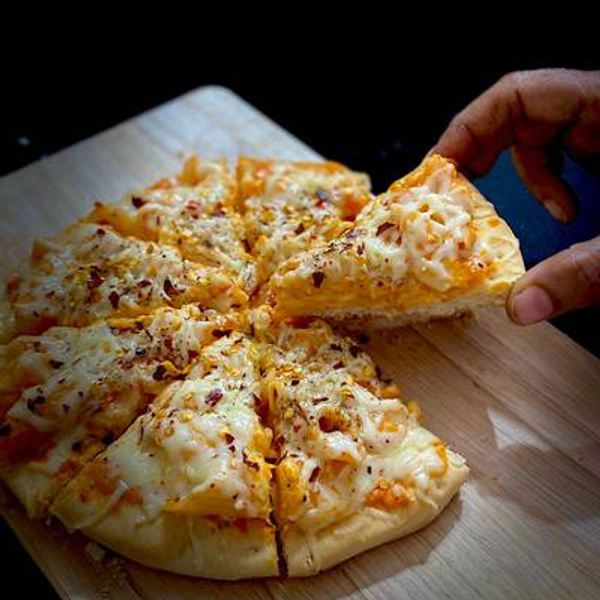 Mecaroni With Cheese Pizza