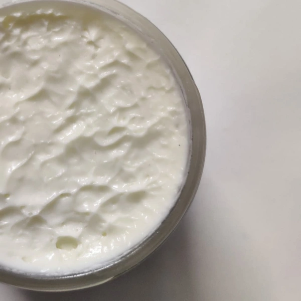Nourishing Body Cream - Pearl White, 200 Gms