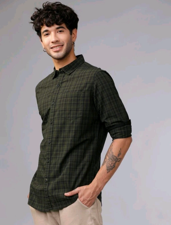  HIGHLANDER Men Checkered Casual Multicolor Shirt - S