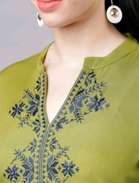 NEW STYLISH Women Embroidered Straight Kurta  - M