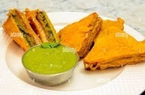 Bread Pakoda (Paneer) -1pc