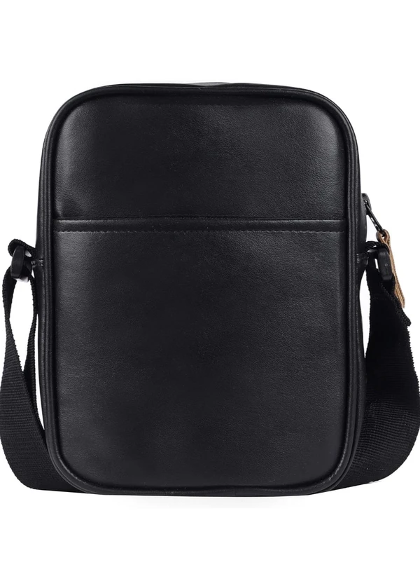GEAR Adult Luggage-Pleat Messenger Bag -Colour: Black (2Litre) - Pleat Messenger Bag-Colour:Black