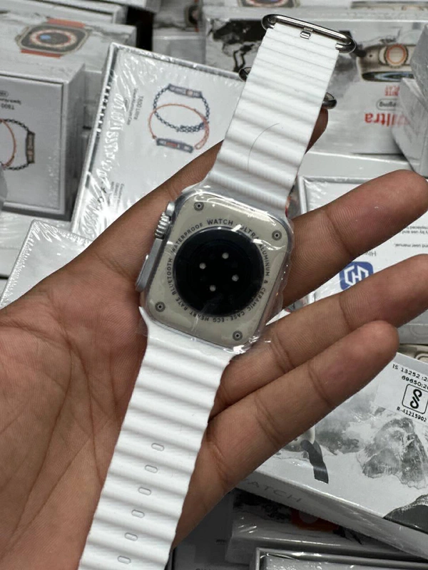 Apple Watch Ultra HD Display