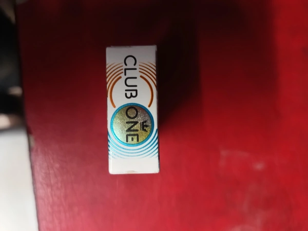 Club One - White, King Size