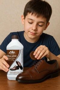 Uniwax Leather Shoe Polish Natural colour – Premium Shoe Shine for All Leather Colors – Nourishes, Protects & Restores – Long-Lasting Gloss - 20 kg