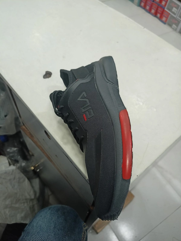 kicker 53 - Black, 8
