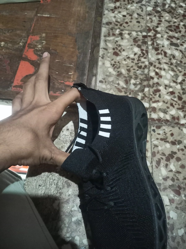 Kon Black - Black, 6