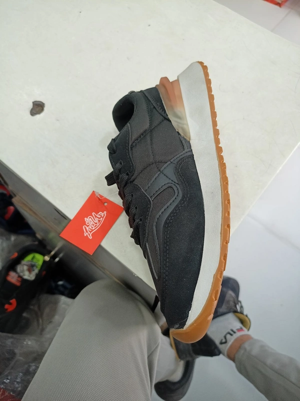 Magnett 32 - Black, 7