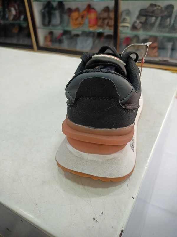 Magnett 32 - Black, 7