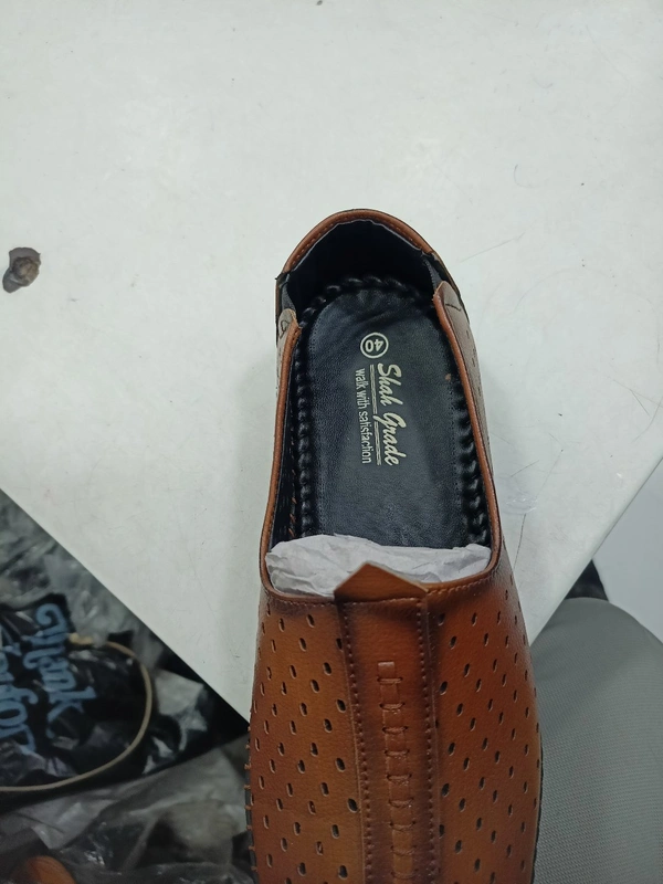 Shaih Grade Tan 1 - Nutmeg Wood Finish, 10