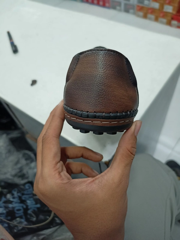 Shaih Grade - Nutmeg Wood Finish, 10
