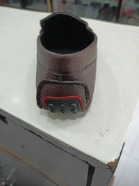 D - Step  - Brown, 7