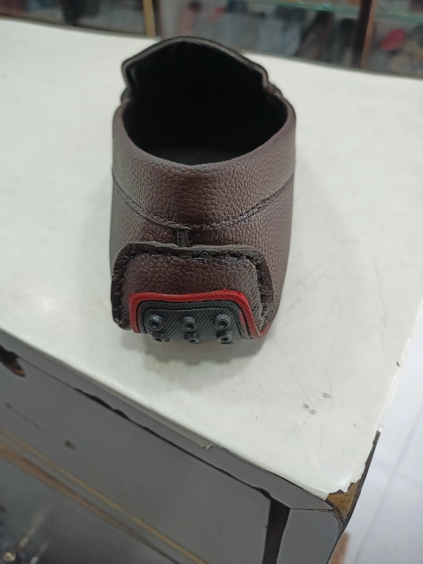 D - Step  - Brown, 7