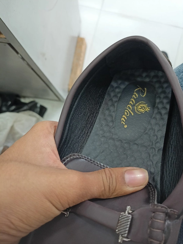 Raadeul - Brown, 10