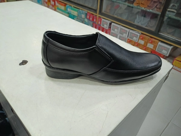 Cllb Man - Black, 8