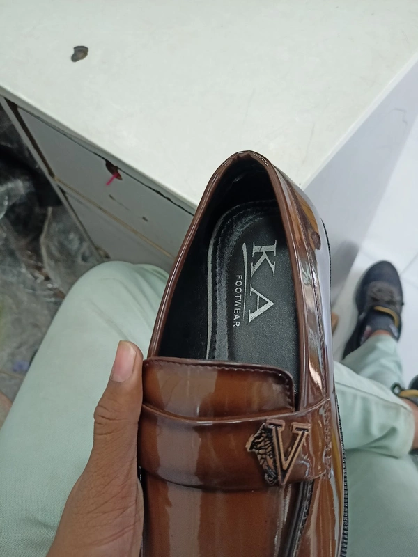 A.K  - Raw Sienna, 6