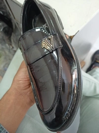 A.K. BLACK - Dove Gray, 6
