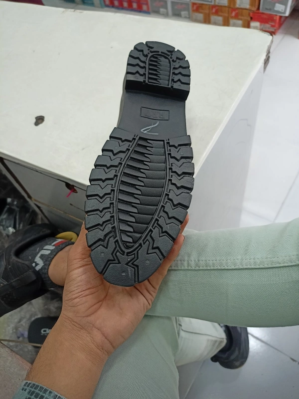 KT Max - Carnaby Tan, 9