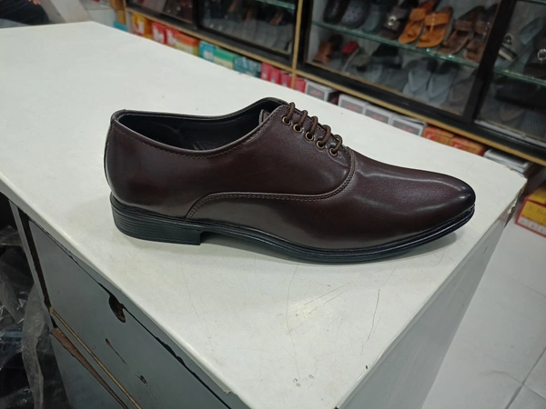 BUTLLER - Carnaby Tan, 10
