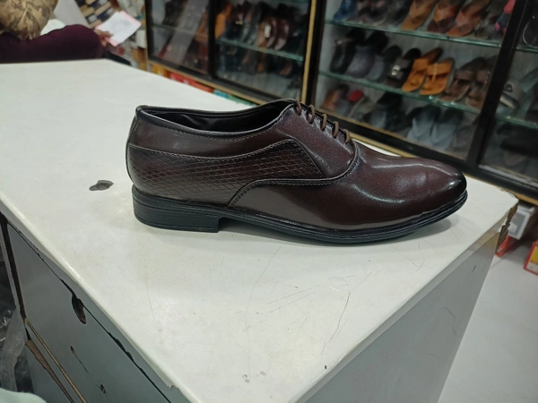 BUTLLER 2 - Carnaby Tan, 8