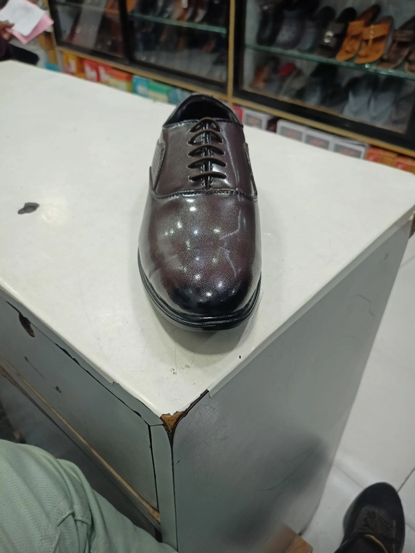 BUTLLER 2 - Carnaby Tan, 8
