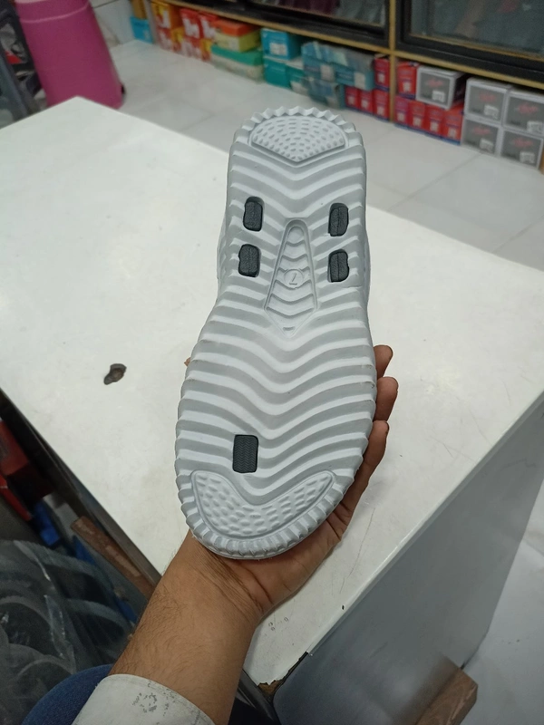 BMG  2 - Dove Gray, 6