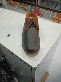 Lee Cooper Brown - Bourbon, 11