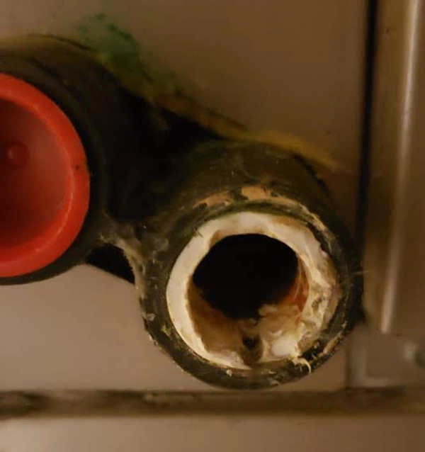 Drain pipe adjust Split AC