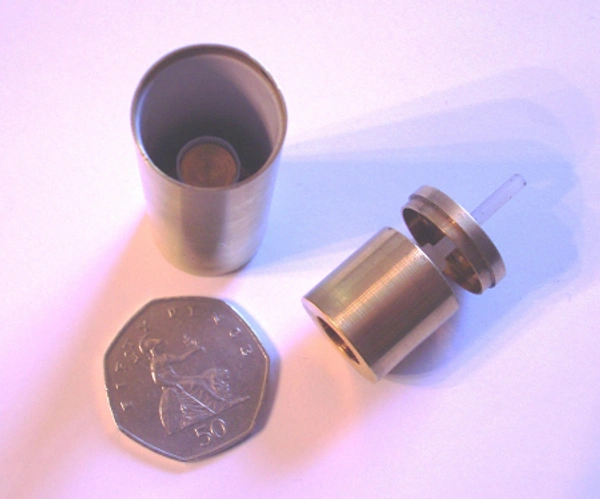 Cavity sensor