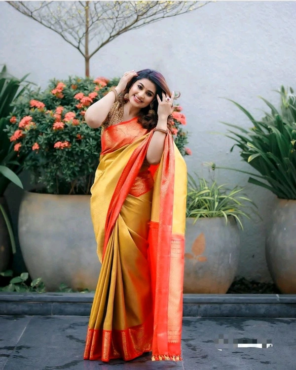 Actress Sneha Inspired Tissue Saree - BT0803