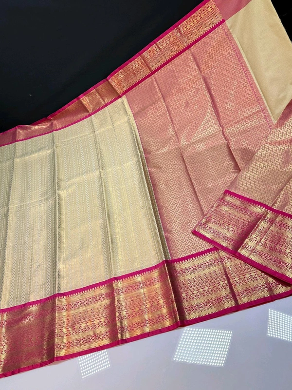 B06003 Kanjivaram Soft Pattu Silk Saree