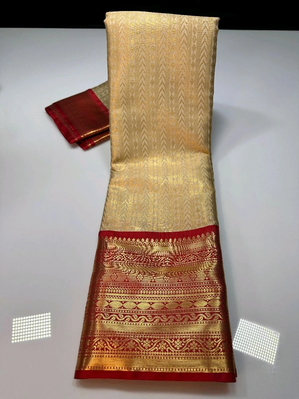 B06004 Kanchi Soft Pattu Silk Saree