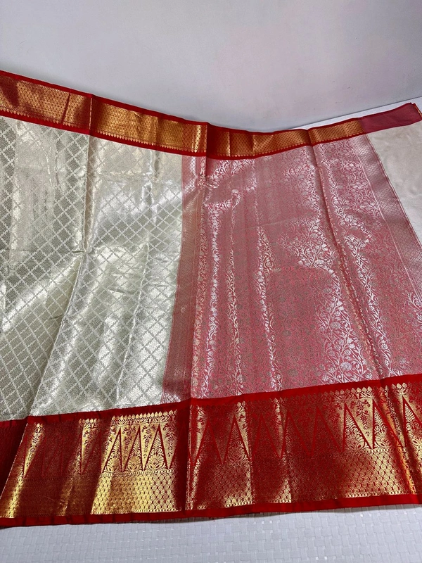 B06010 Kanchi Soft Pattu Silk Saree